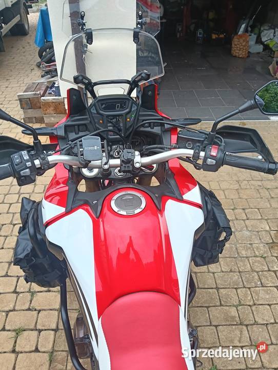Honda CRF 1000 L Africa Twin manual 2017 Rok produkcji 2017 Honda Rzeszów