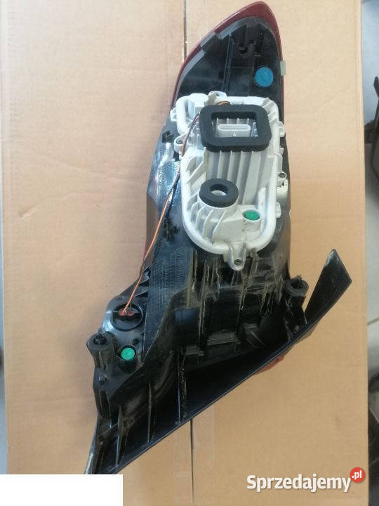 FIAT TIPO II LAMPA PRAWY TYŁ KOMPLET osobowe