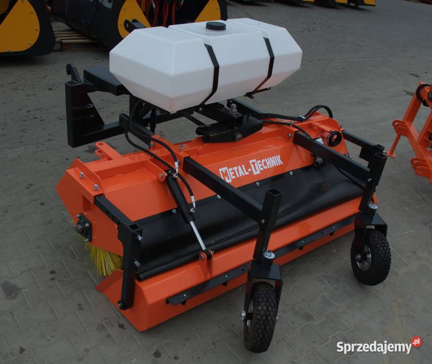 Zamiatarka szerokość 1800 mm Zamiatarki Nądnia sprzedam
