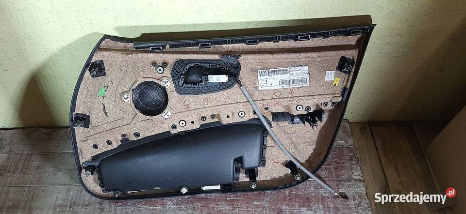 Boczek tapicerka drzwi BMW E90 Lewy przód ANG Włoszczowa