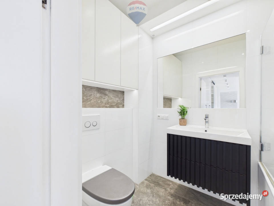 3 pokoje Kolejowa metro 64m2 Warszawa sprzedam