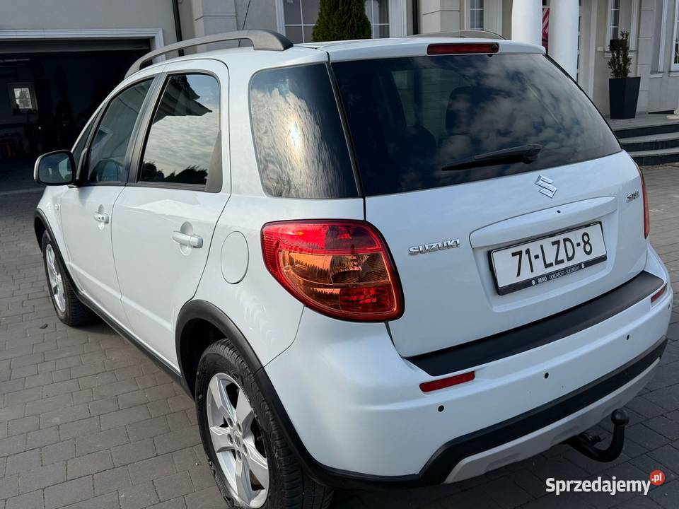 Suzuki sx4 16 Biała perła Samochody osobowe Lublin