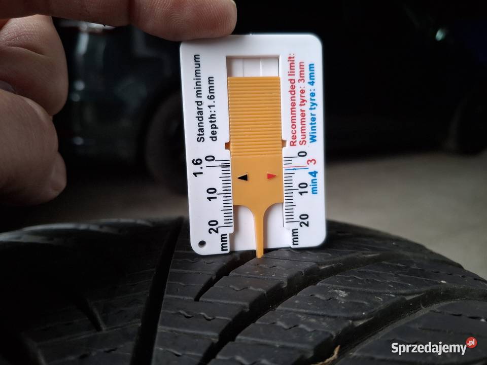 Opony całoroczne GoodYear 23555R17 Przystajń sprzedam