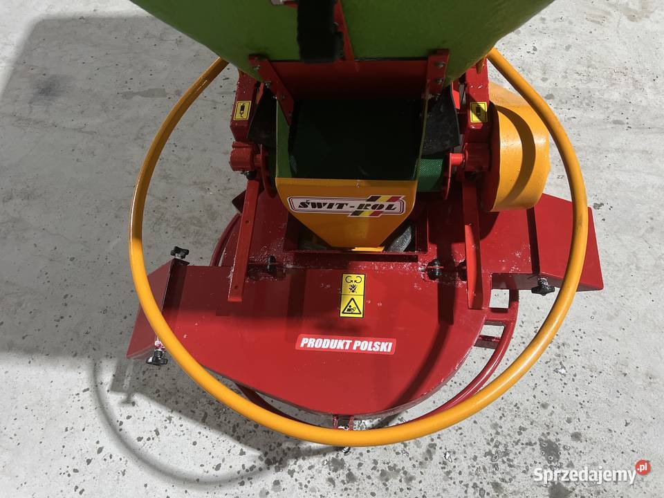 Rozsiewacz na taśmę SADOWNICZY 300 400 600 800 mazowieckie Słomczyn sprzedam