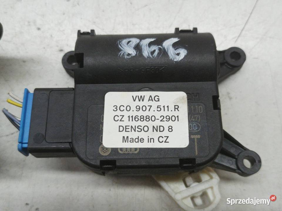 SILNICZEK NAGRZEWNICY KOMPLET 2 SZTUK 3C0907511R osobowe sprzedam