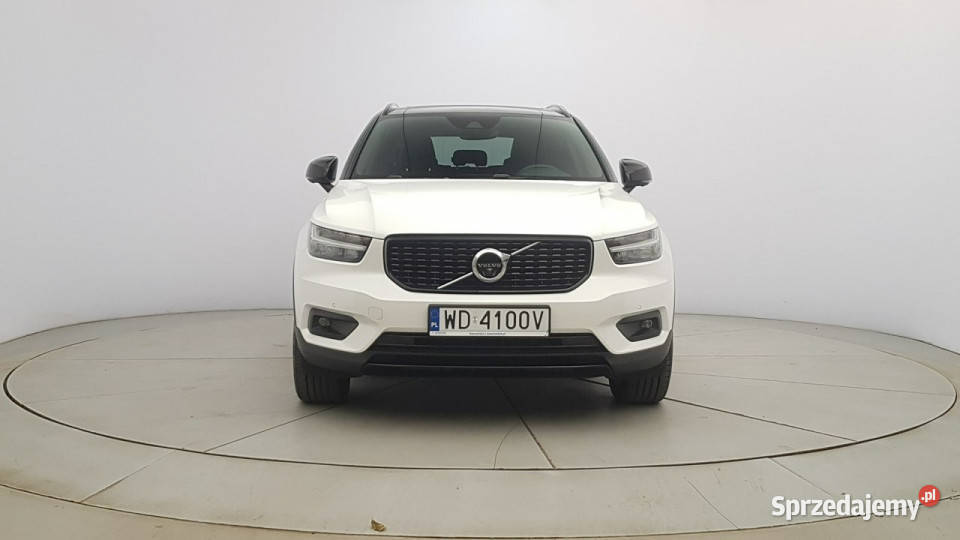Volvo XC 40 B4 B RDesign Z Polskiego Salonu Warszawa
