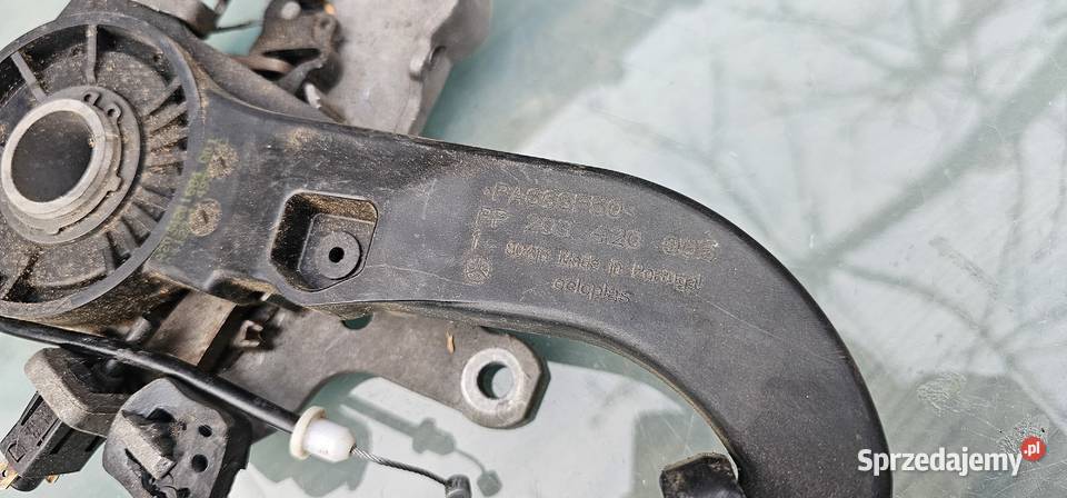 Pedał hamulca ręcznego mercedes w203 w211 osobowe Pozostałe Zbąszyń