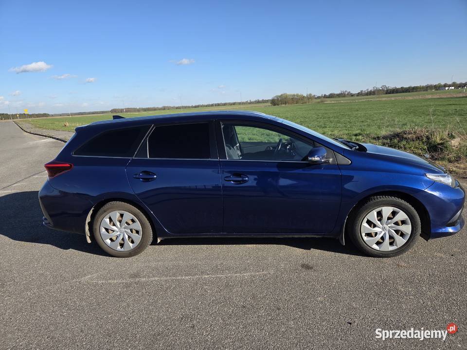 Toyota Auris kombi 16 z LPG ESP Przasnysz