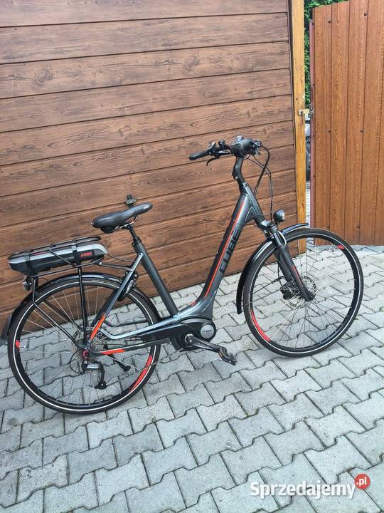 Rower elektryczny Cube posiada centralny napęd śląskie Żywiec