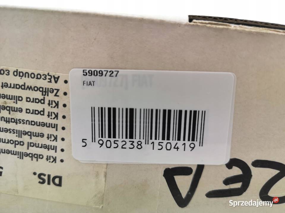 RAMKI PANELI SZYBY UCHWYT DRZWI FIAT MAREA 9607