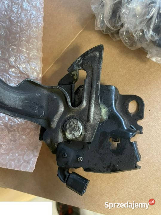 Honda HrV II zamek maski przód osobowe