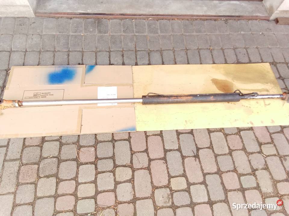 Siłownik hydrauliczny dwustronnego działania