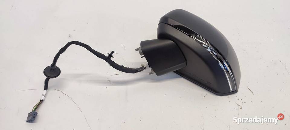 VOLVO XC40 LUSTERKO LEWE 11 PIN 717