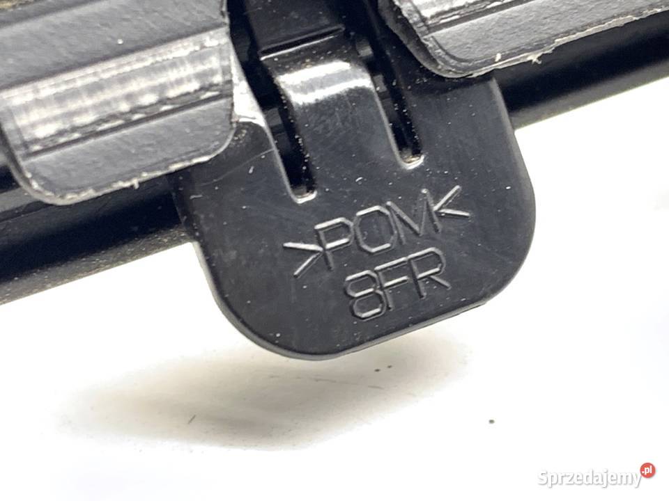 LISTWA ZGARNIAJĄCA PRZÓD PRAWY LEXUS LBX