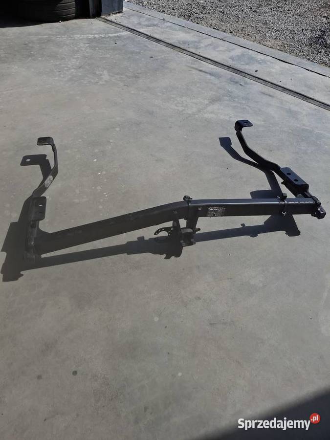 Hak holowniczy renault trafic Bodzentyn