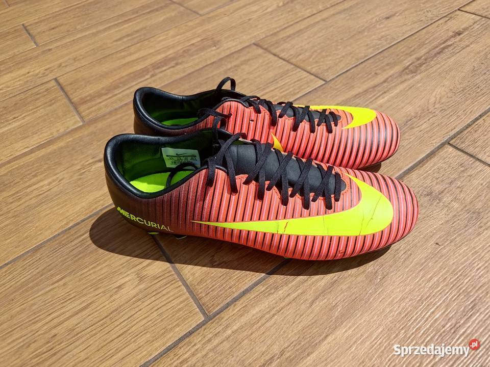 Korki Buty piłkarskie Nike Mercurial r 42 sprzedam