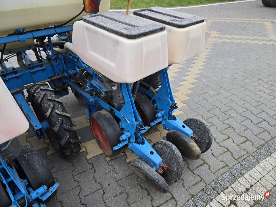 Siewnik MONOSEM NG PLUS do kukurydzy słonecznika Baliki