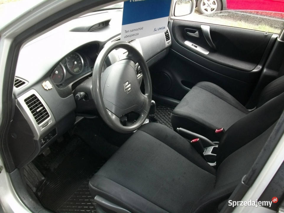 Suzuki Liana Do miasta i na trasę Hatchback