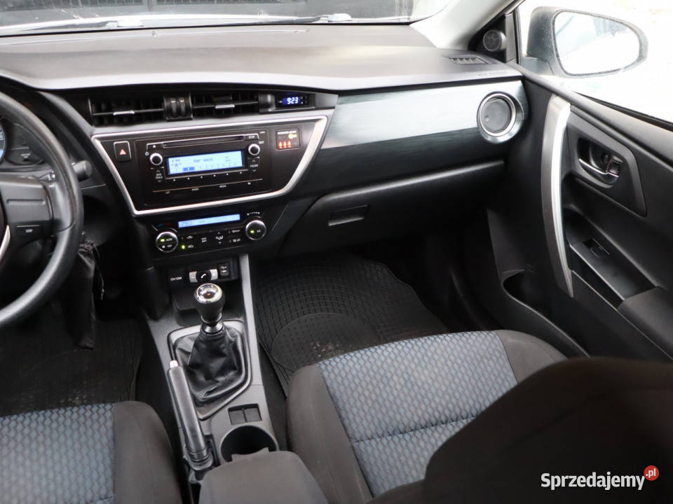 Toyota Auris 13 Dual VVTi nieuszkodzony śląskie
