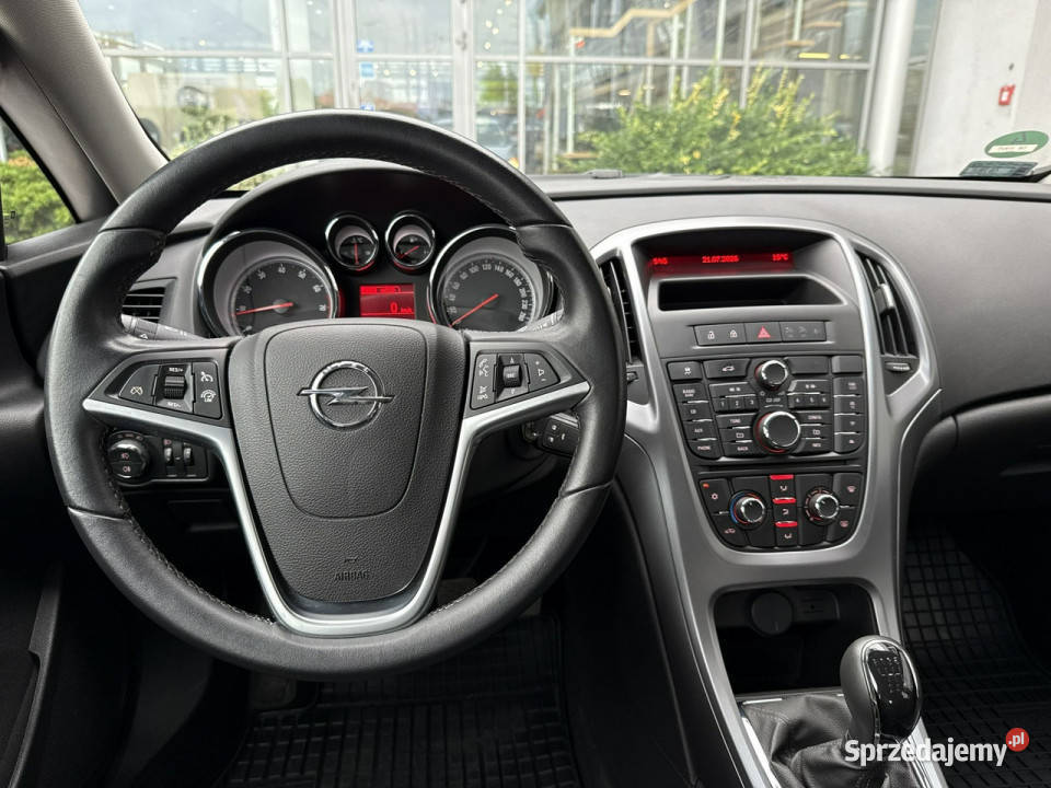 Opel Astra Sedan 14 Turbo 140 Manual Salon Jeden elektryczne lusterka Bydgoszcz