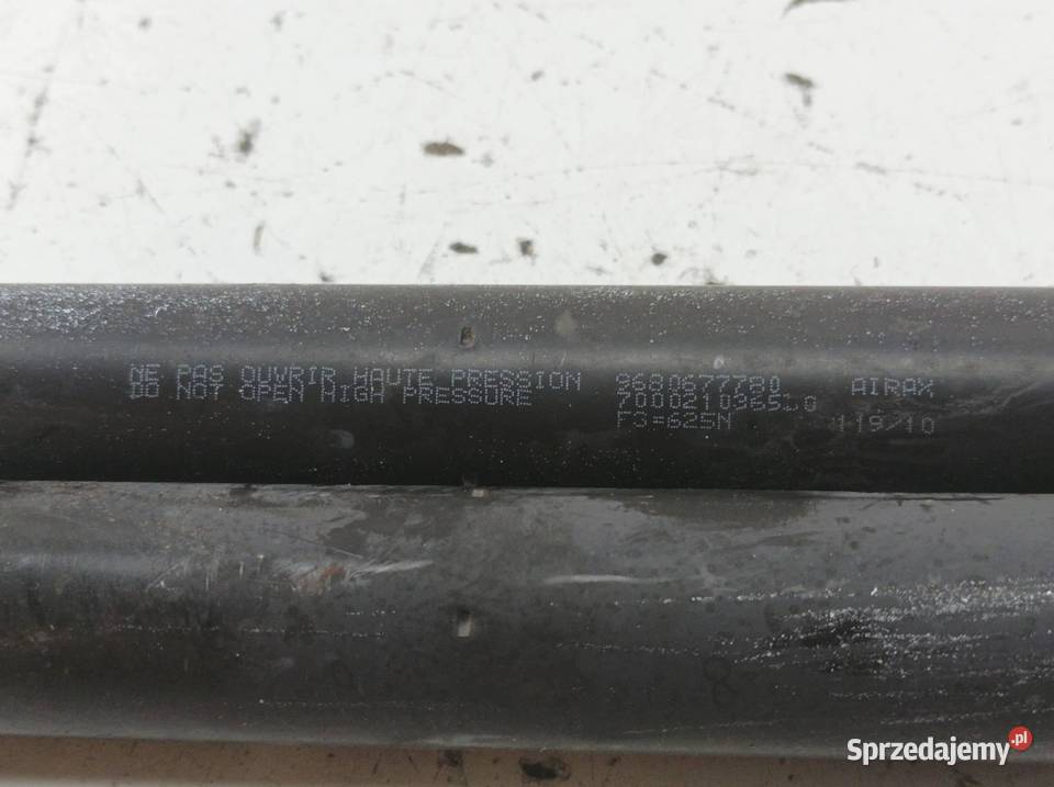 SIŁOWNIK KLAPY BAGAŻNIKA LEWY PRAWY TYŁ KPL