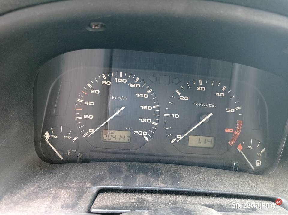 Volkswagen Polo 14 44 kW 1995 r dawca części osobowe Samochody na części sprzedam
