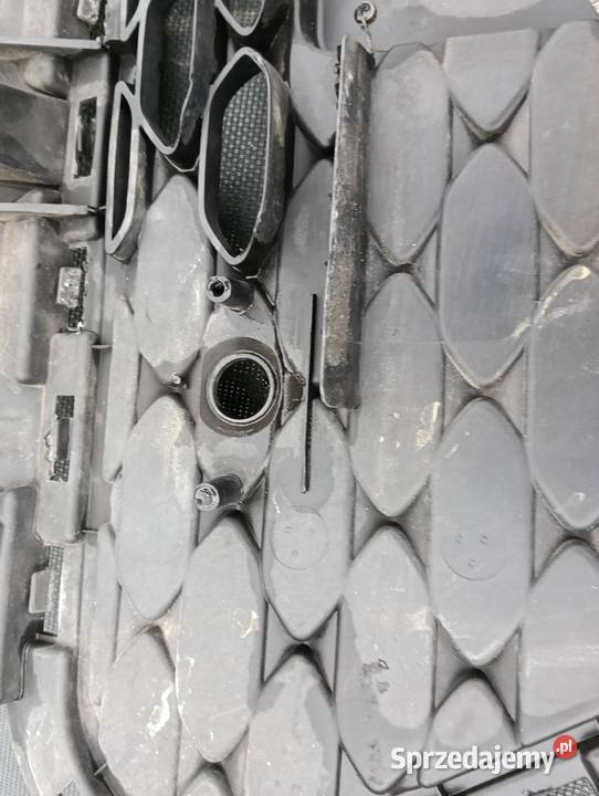 Grill atrapa Hyundai i 20 Pozostałe Nowa Wieś Zbąska sprzedam