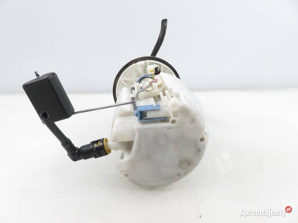 POMPA PALIWA SUZUKI SWIFT III 13 4x4 1510063J12 osobowe małopolskie