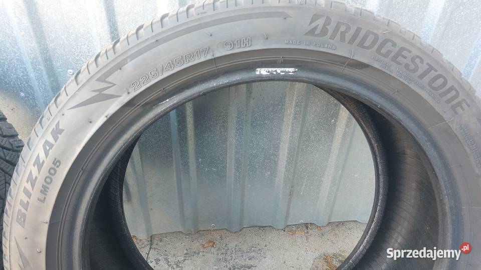 4x Bridgestone Blizzak LM005 22545R17 DOT4119 45 Gdańsk