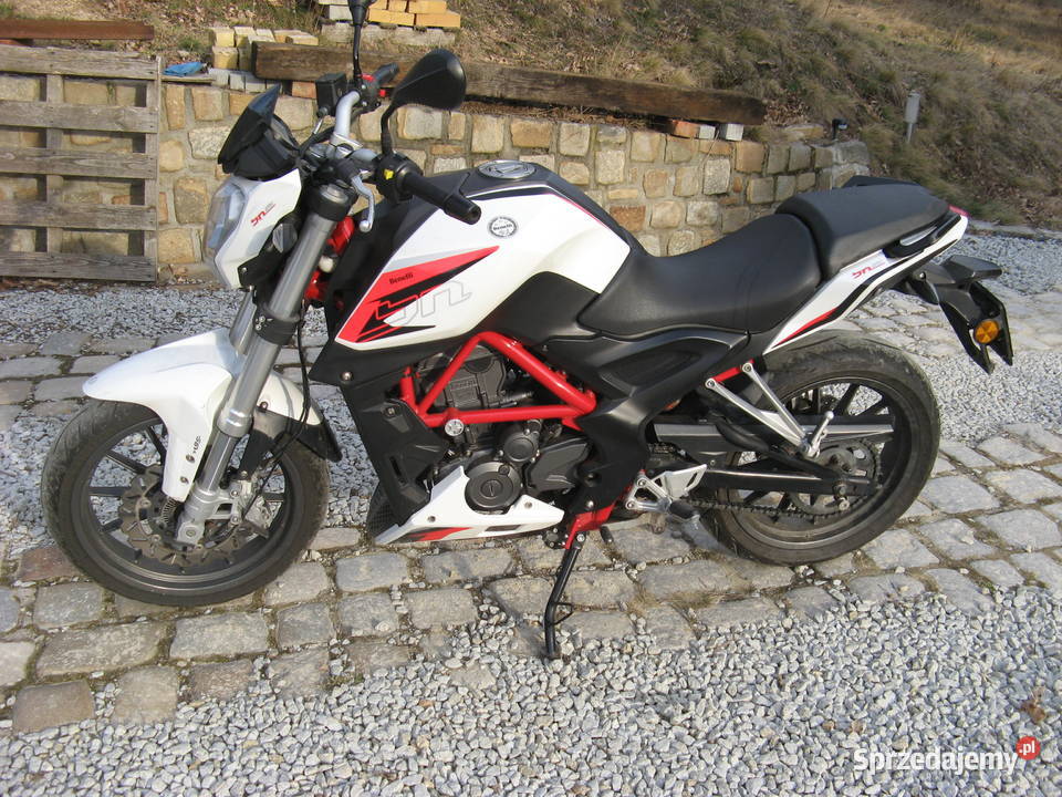 Benelli BN 251 oszczędny 3L 100 2020 Rok produkcji 2018 Jelenia Góra