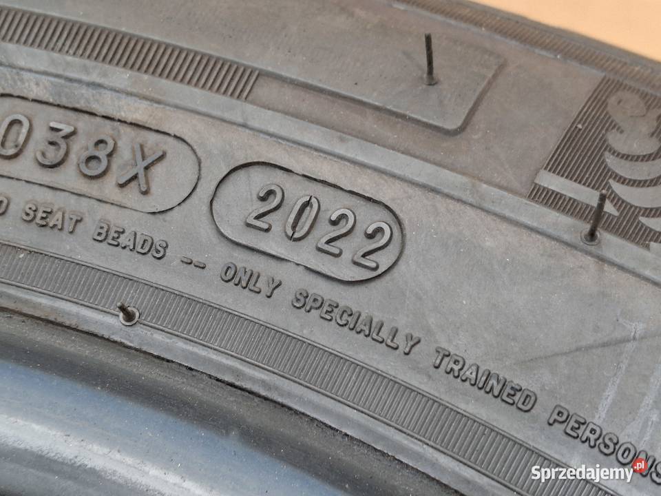 OPONY LETNIE MICHELIN AGILIS 21560R17C 2156017C Bieleń