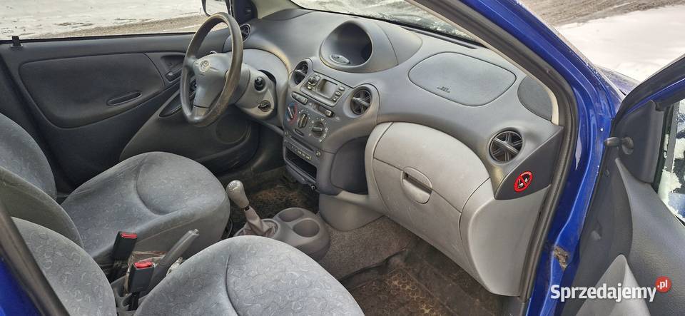 Toyota Yaris 10 VVTi 2001rIszy właści centralny zamek
