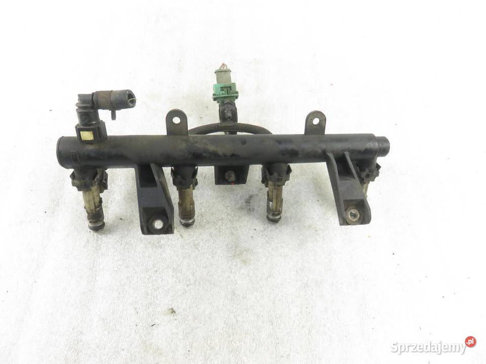 LISTWA WTRYSKOWA CITROEN SAXO 14 VTS 9628982980C osobowe Listwy wtryskowe Listwy wtryskowe