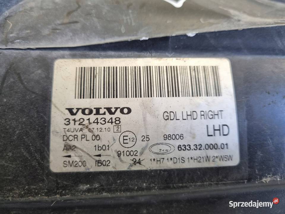 PRZEDNIA LAMPA Volvo V70 III XC70 S80 II XENON