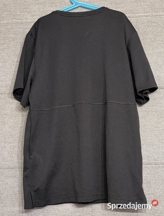 Czarna damska koszulka do biegania NIKE DriFit czarny Żyrardów