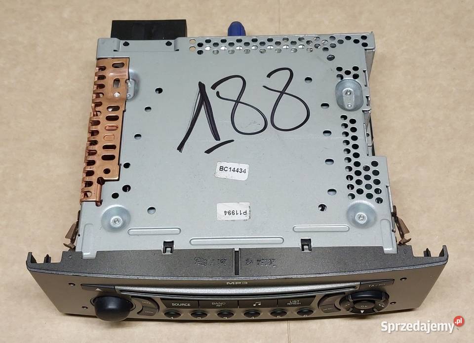 RADIO RADIOODTWARZACZ CD MP3 PEUGEOT 308 osobowe