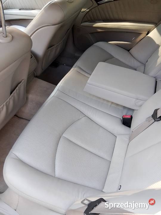 Mercedes 225KM Garbów