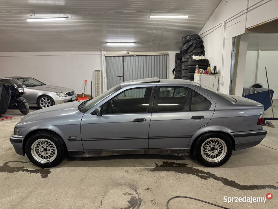 Bmw e36 sedan 16 benzyna ORYGINAŁ manual Jarosław