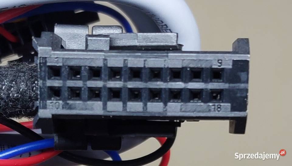 ADAPTER PCCM UNIVERSAL MULTIMEDIA INTERFACE dolnośląskie Mielęcin sprzedam