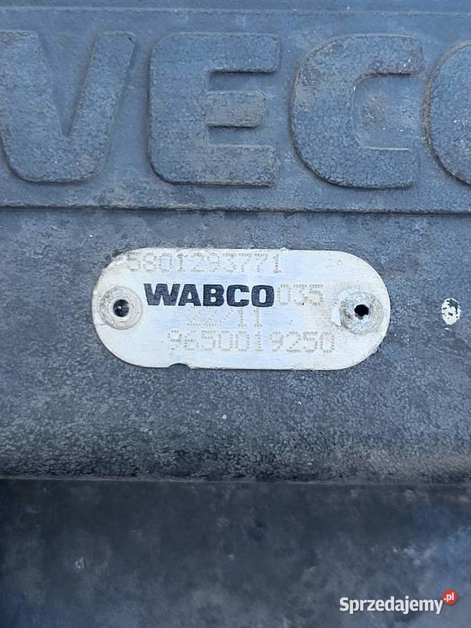 IVECO STRALIS trakker PODSTAWA Z PEDAŁAMI wabco Zawichost
