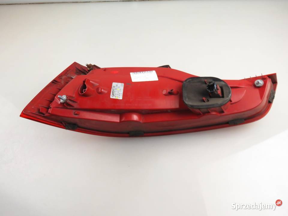 LAMPA LEWA TYLNA AUDI Q7 4L 4L0945093F małopolskie