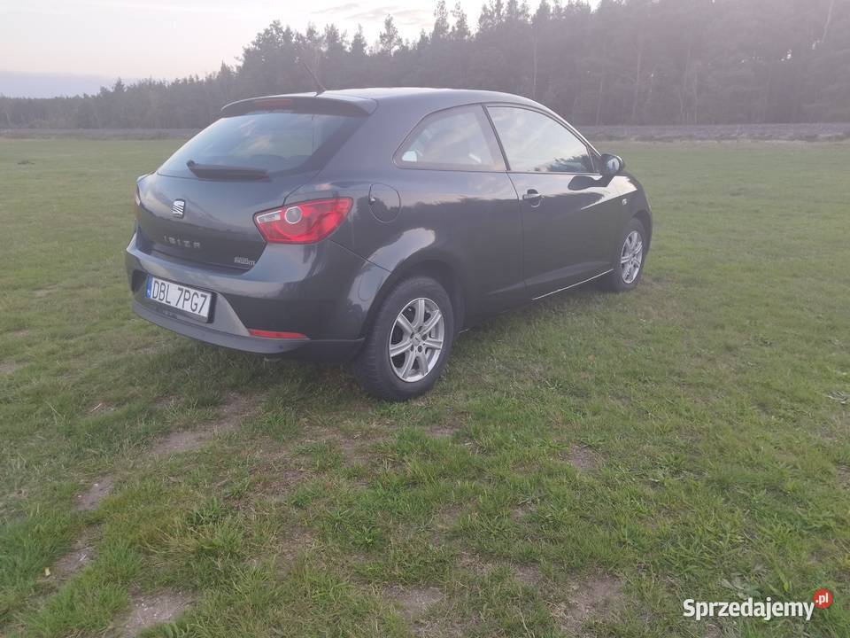 SEAT IBIZA KLIMATRONIK TEMPOMAT Rok produkcji 2010 Ibiza dolnośląskie Przejęsław