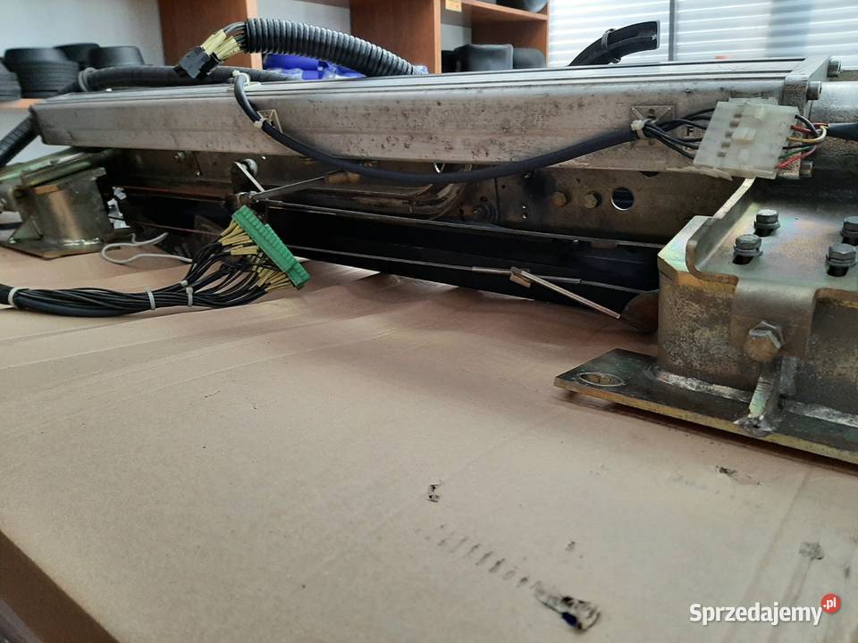 Mechanizm otwieraniazamykania drzwi Żukowo