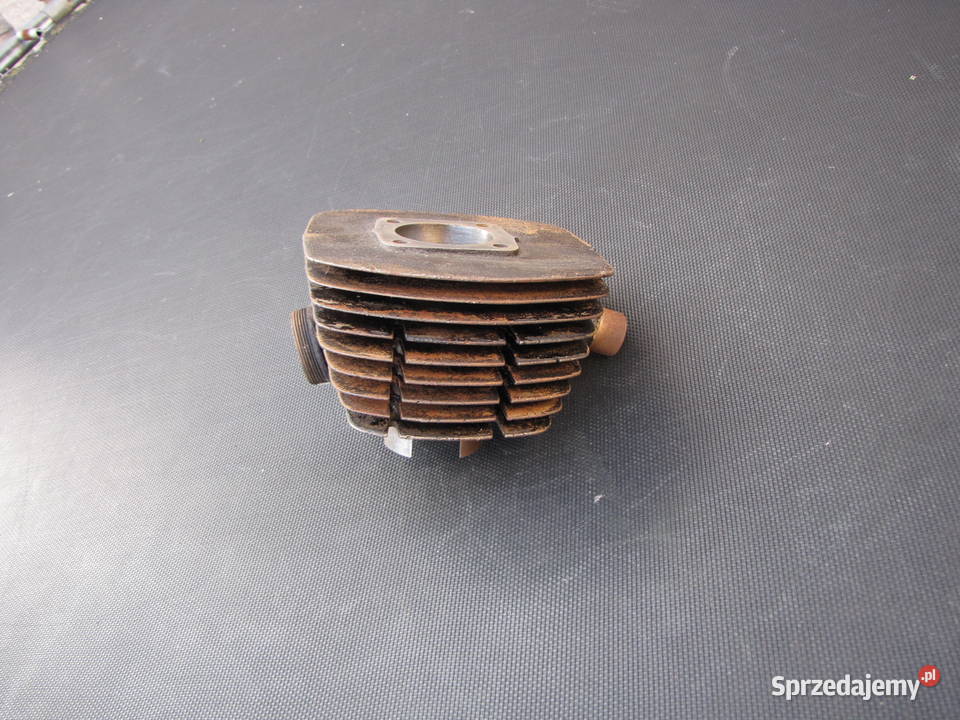 Cylinder żeliwny Wsk 125 Rzepin Drugi
