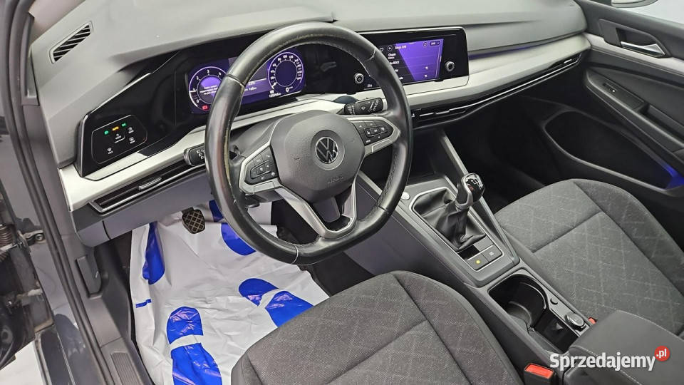 Volkswagen Golf VIII 20 TDI Life Z Polskiego centralny zamek Warszawa