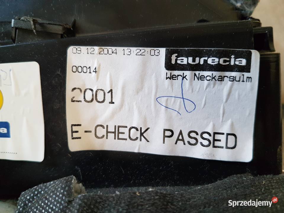 AUDI A6 C6 SCHOWEK POLKA SILOWNIK ZAMEK SCHOWKA Wyposażenie wnętrza Turkowice