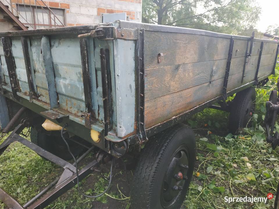 Przyczepa rolnicza boki drewniane spód blacha Przyczepy rolnicze Koło