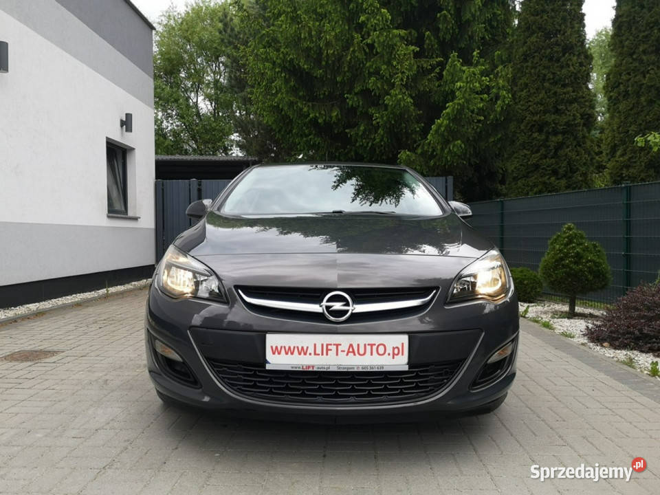 Opel Astra 14 T 140 Klimatr Nawi Parktr Temp Alu możliwa zamiana Astra Strzegom