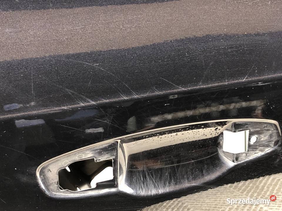 DRZWI PRAWY TYŁ SKODA OCTAVIA III Kombi CZARNY