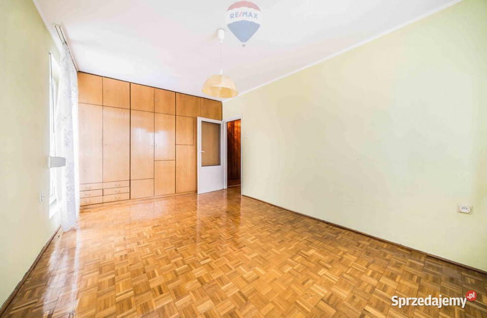 Dom na Świerczewie skrajny segment Poznań